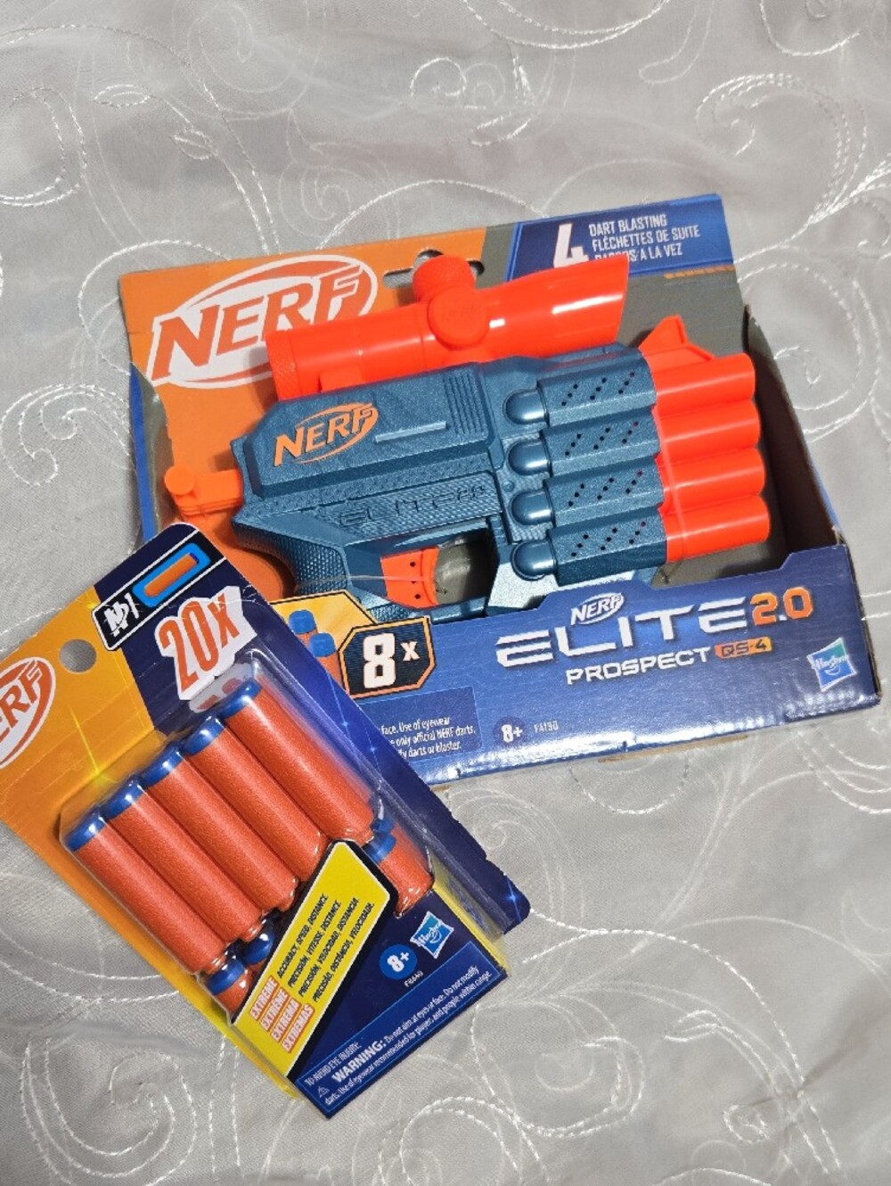 Nerf Elite 2.0 Prospect QS-4 Blaster + Refill Pack